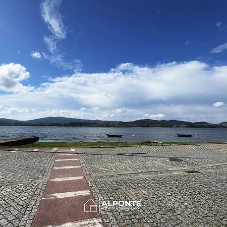 Daire Varanda Do Cais By Alponte *